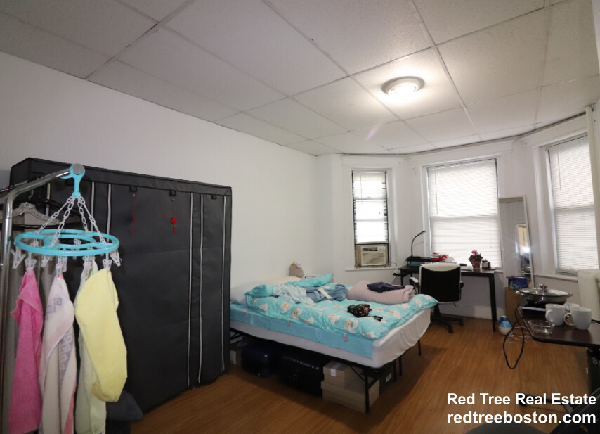 409 Huntington Ave, Fenway