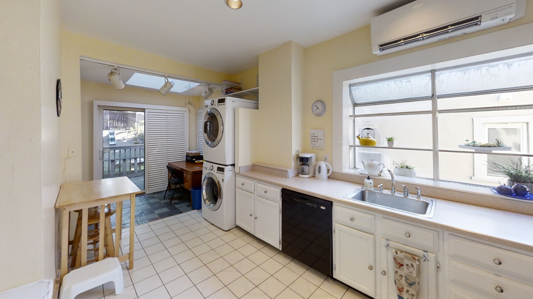 307 Tappan St, Washington Square