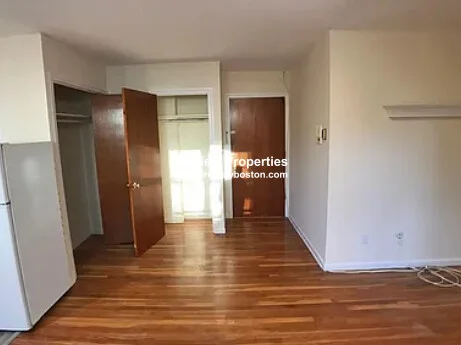 2018 Commonwealth Ave, Brighton