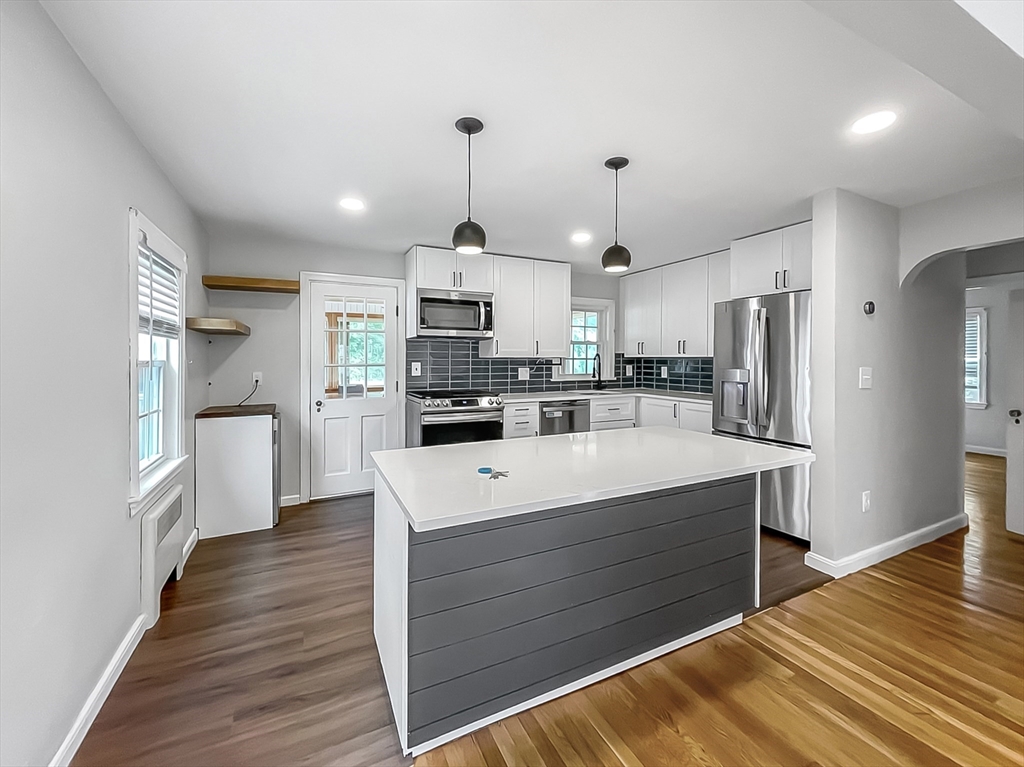 41 Burrwood Rd, West Roxbury