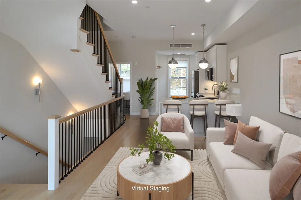 174 Fisher Ave, Mission Hill
