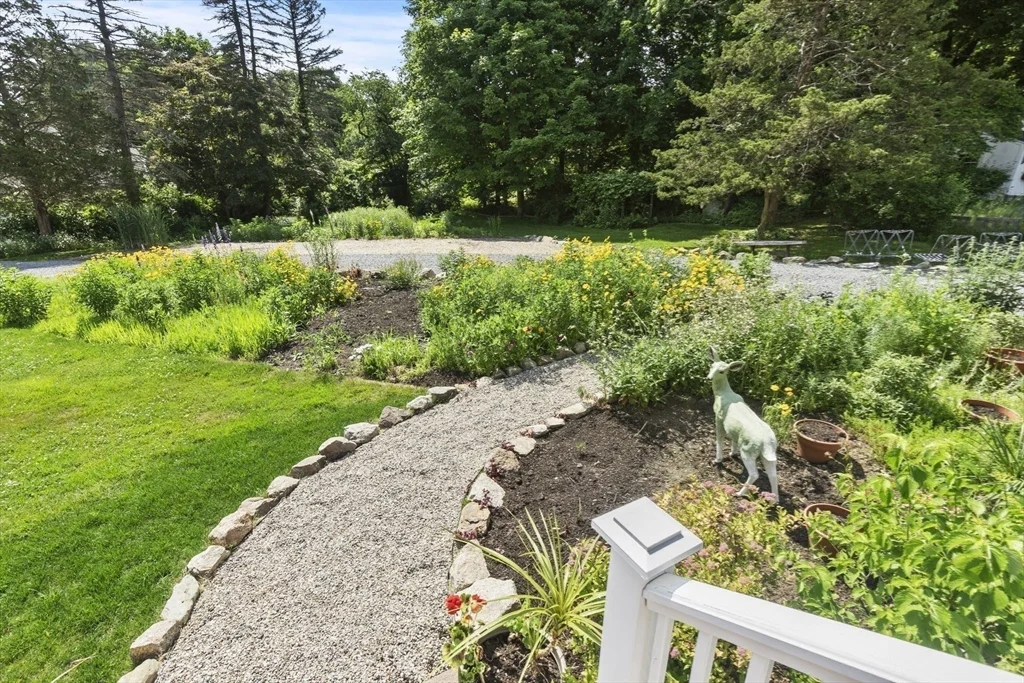 117 Eastern Ave, Essex