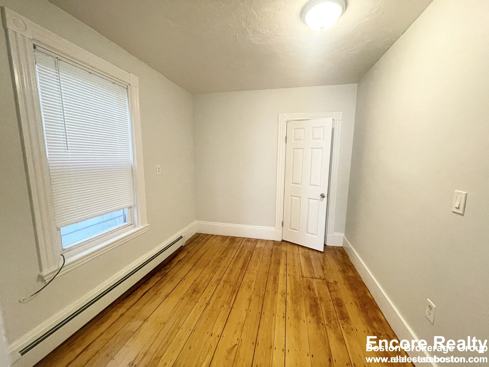 22 Howell St, Dorchester