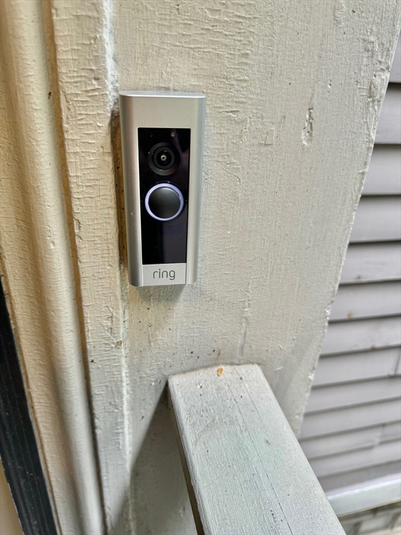 1001 Memorial Dr, Riverside