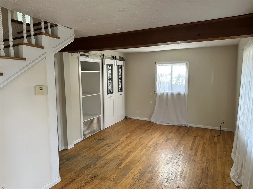 18 Maple Ave, Scituate