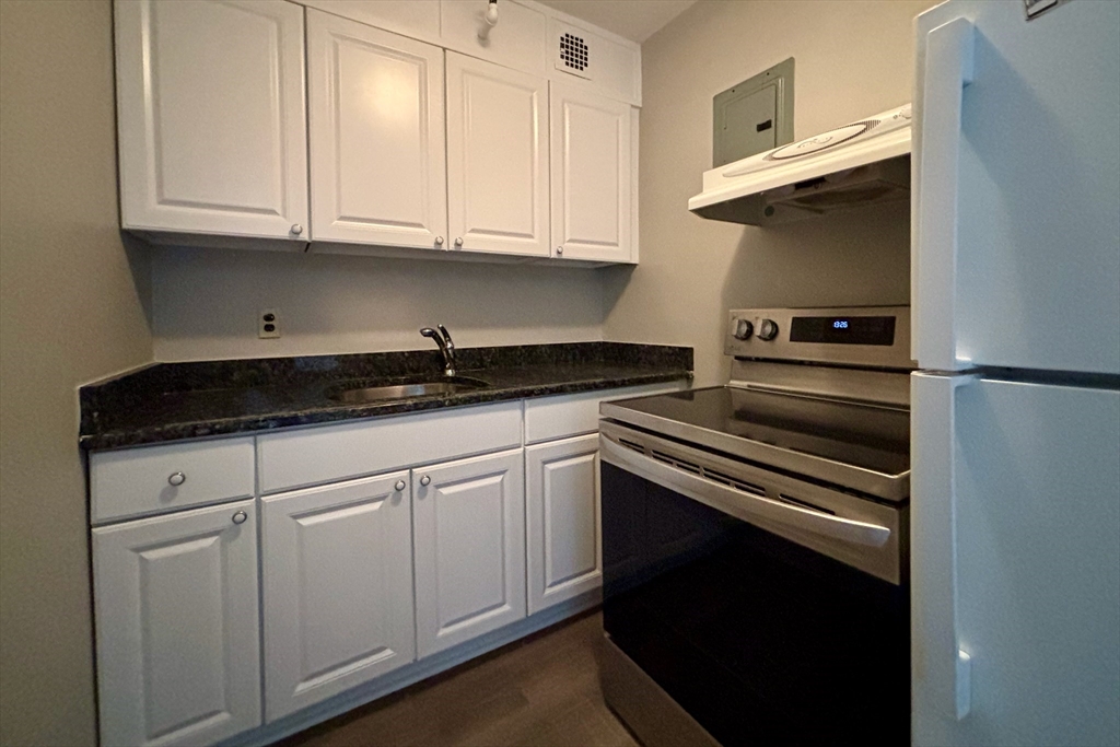 145 Pinckney St, Beacon Hill