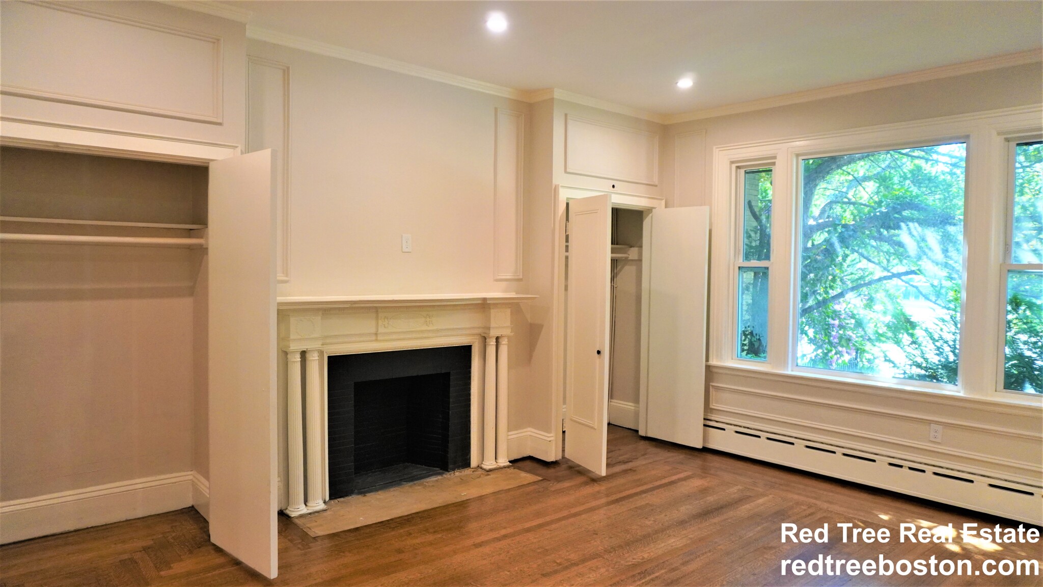 1712 Beacon St, Brookline