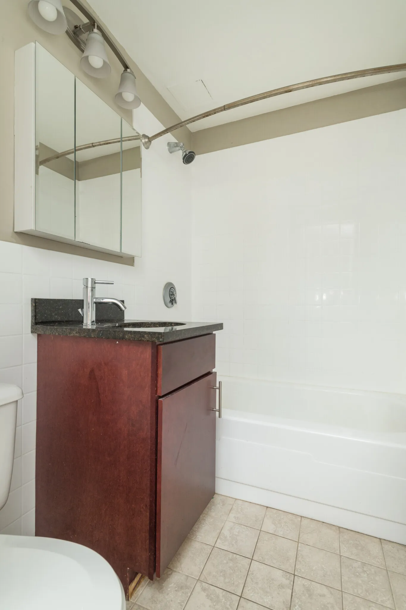 1410 Columbia Rd, South Boston