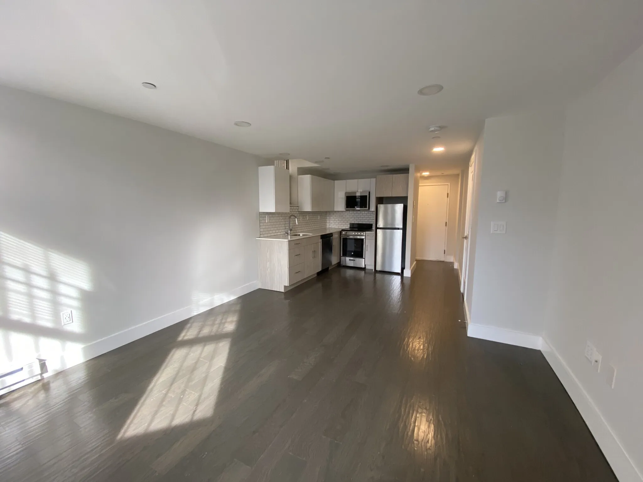 98 Queensberry St, Fenway