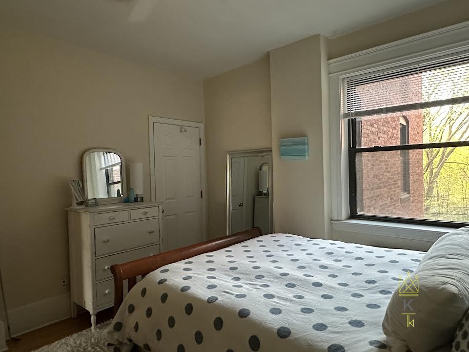 1100 Beacon St, Brookline