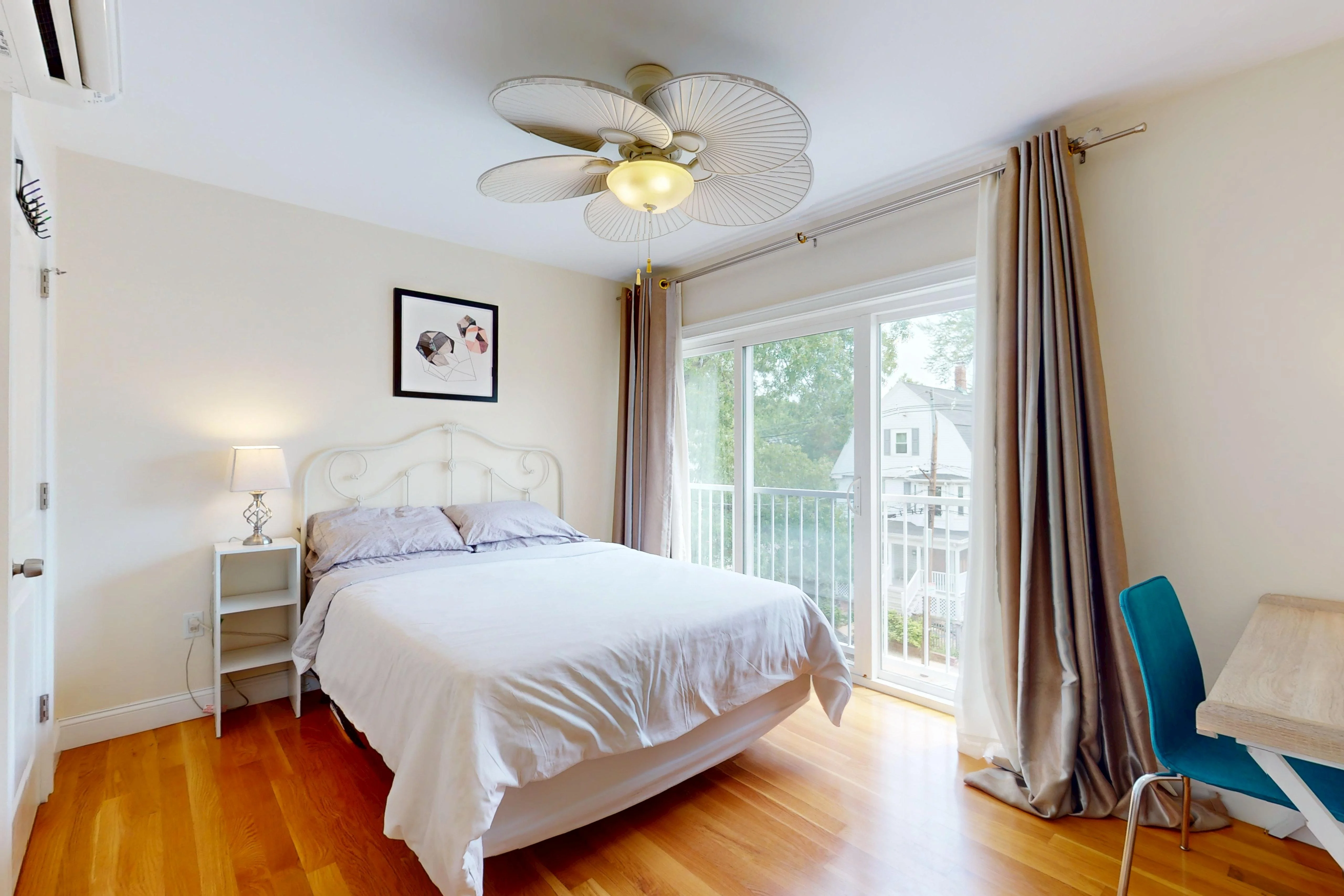 10 Bradbury St, Allston