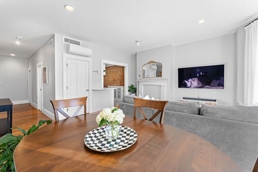 608 Massachusetts Ave, South End