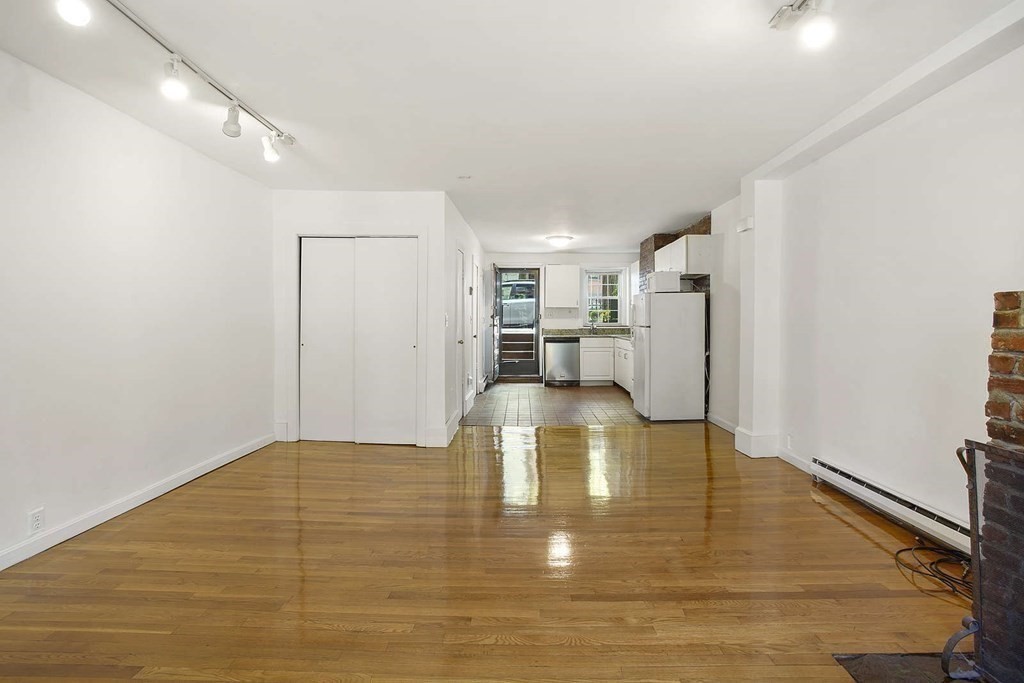 15 Appleton St, South End