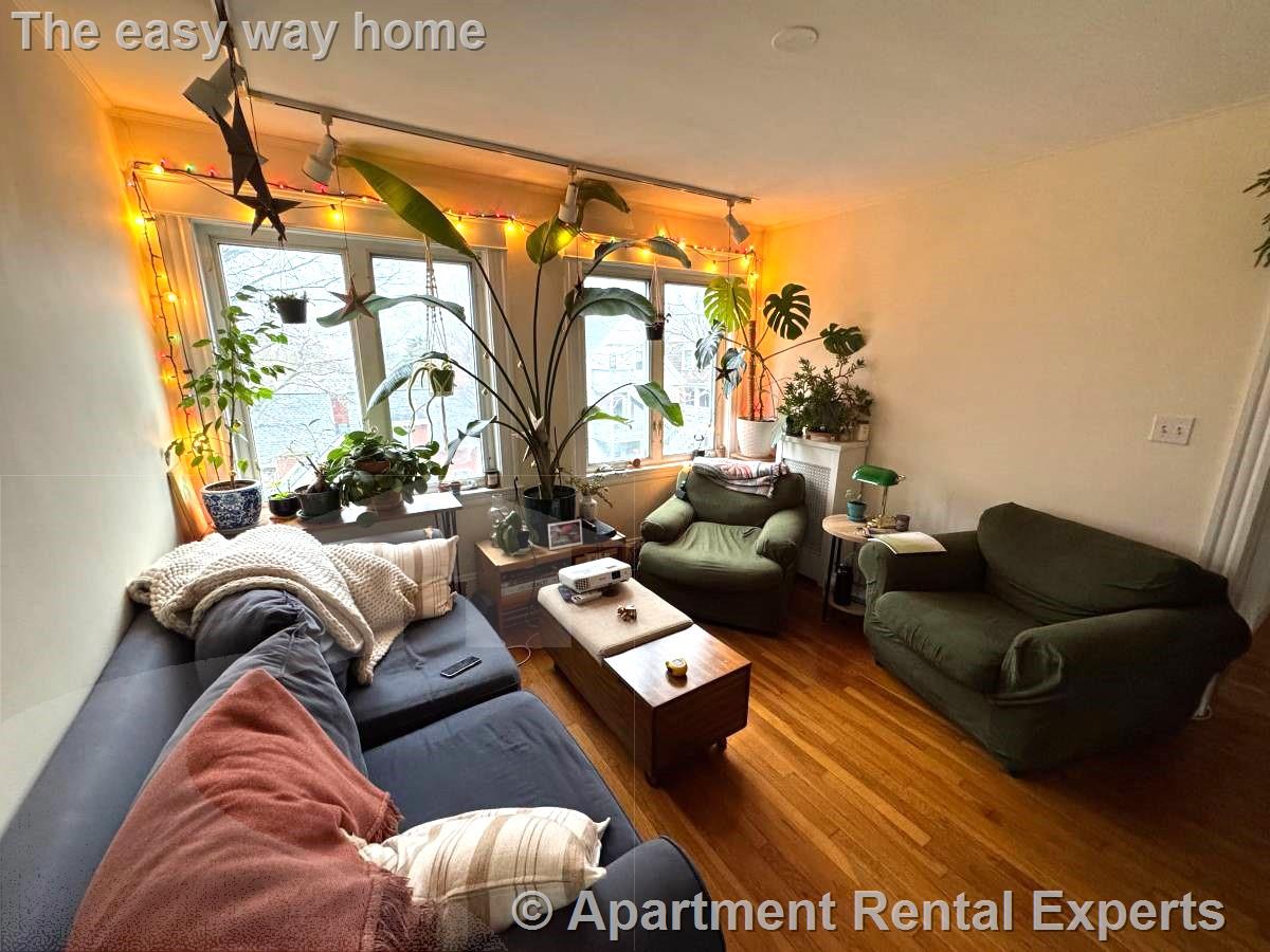 21 Sartwell Ave, Porter Square