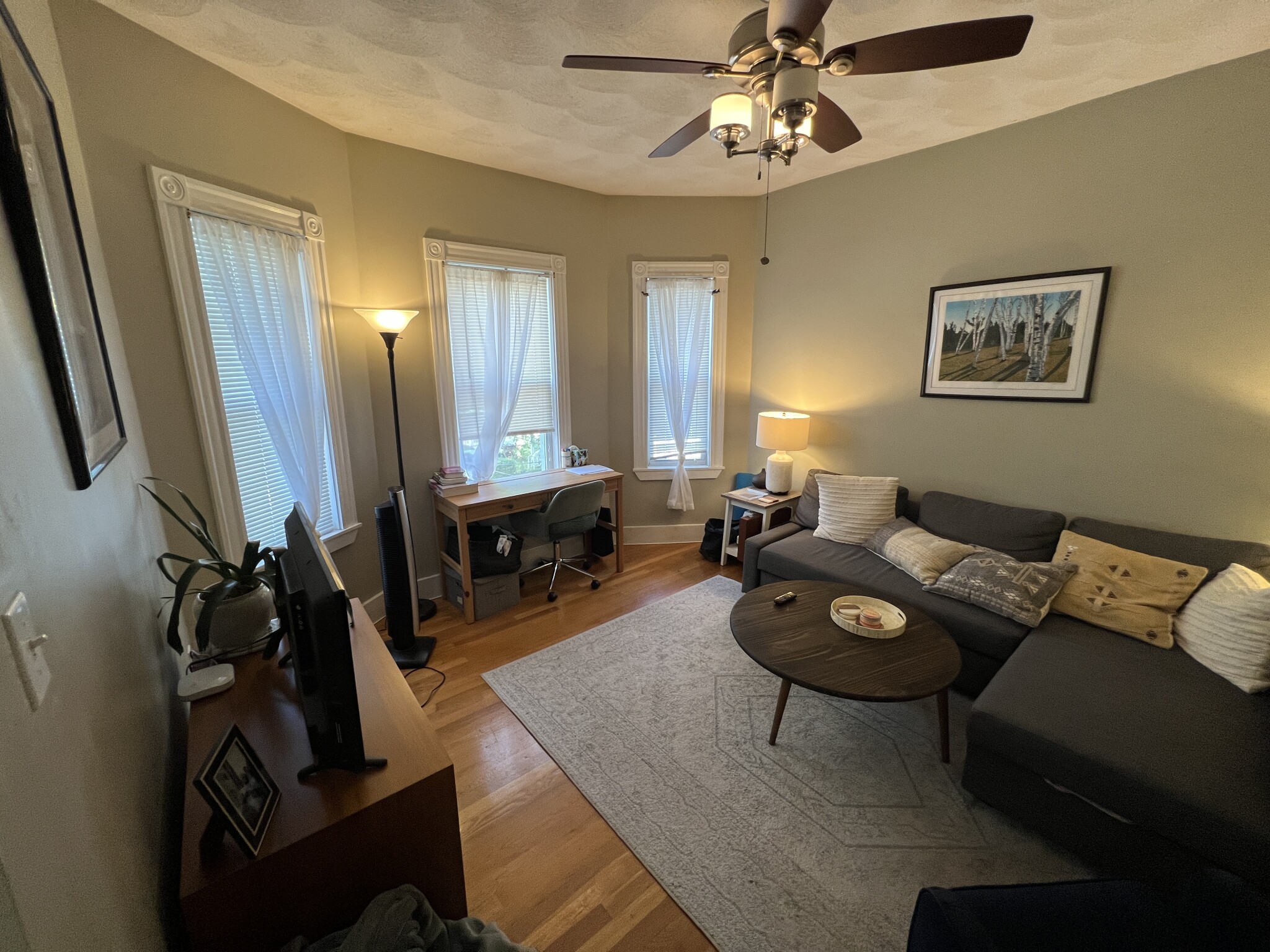 24 Ellington Rd, Powder House Square