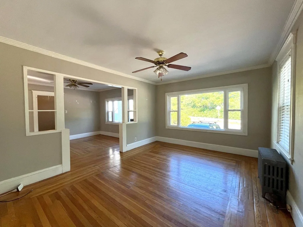 105 Shore Dr, Ten Hills