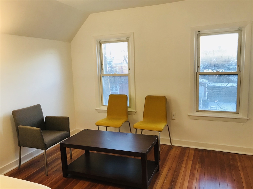 5 Lexington Ave, Powder House Square