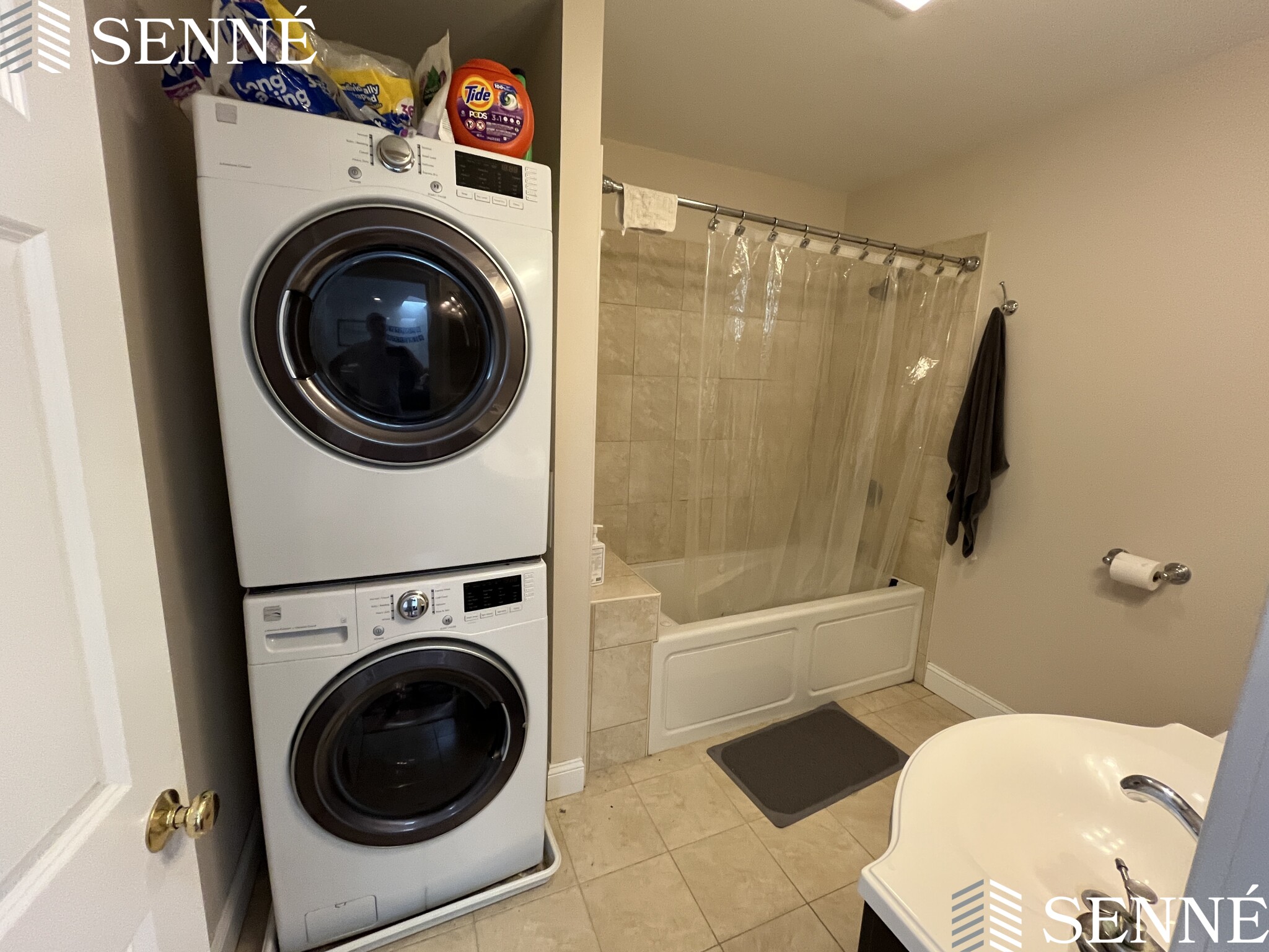 614 Main St, Medford