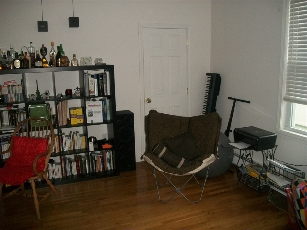 32 Magazine St, Cambridgeport