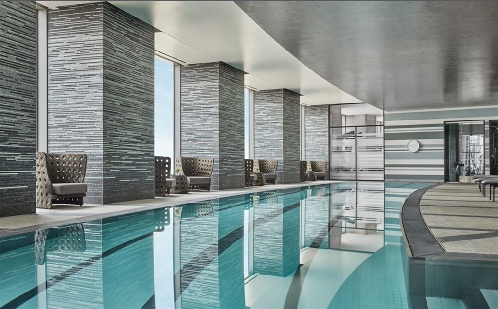 1 Dalton St, Back Bay