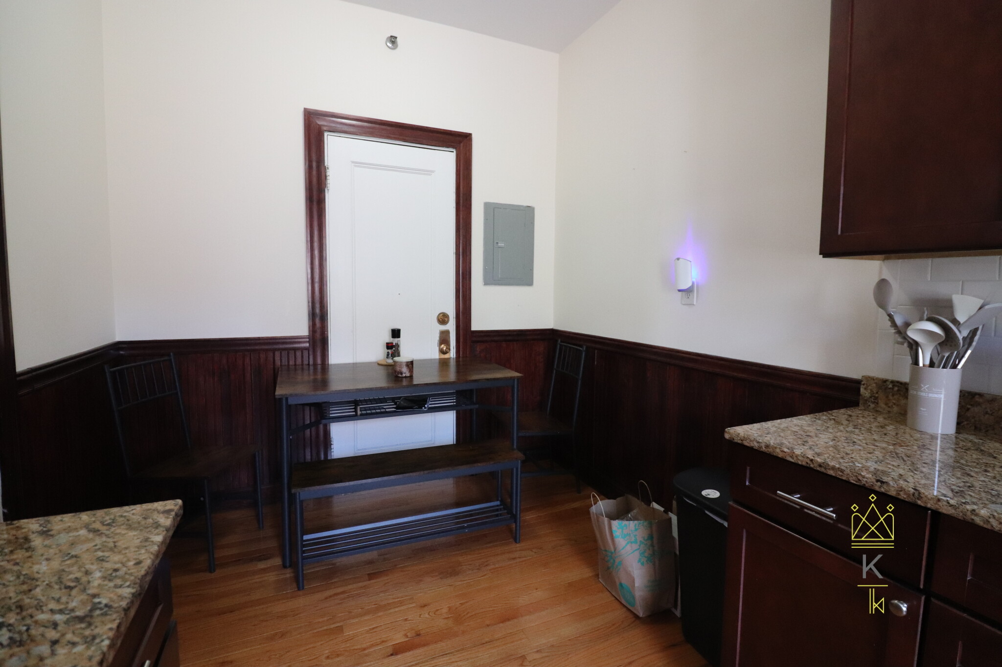 1569 Beacon St, Brookline