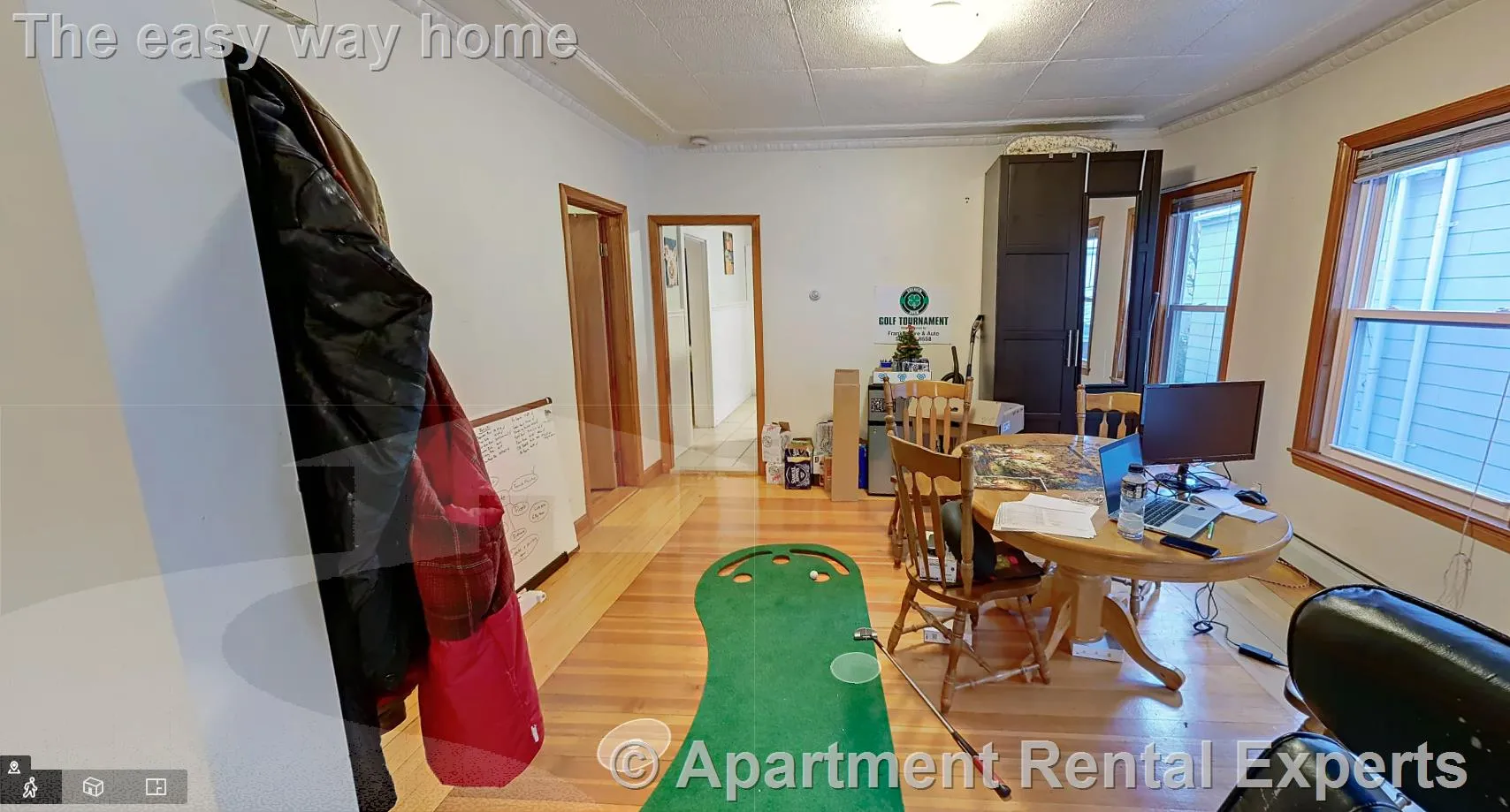 10 Evergreen Ave, Winter Hill