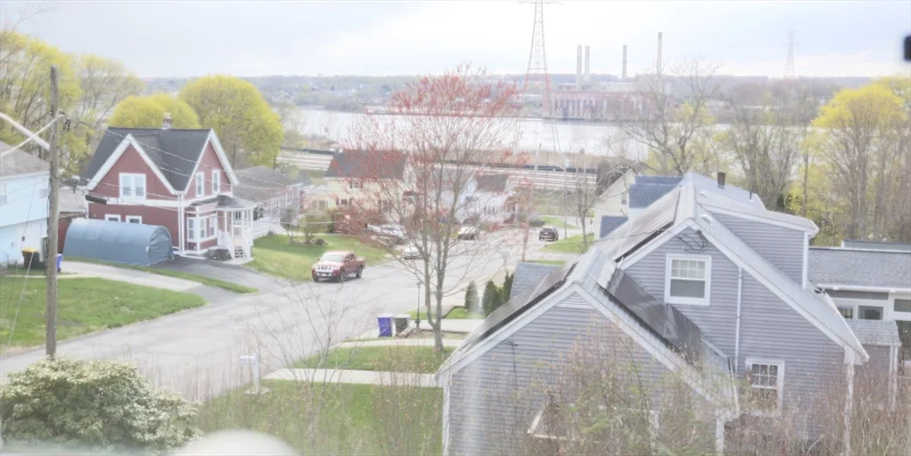 134 Baldwin, Fall River