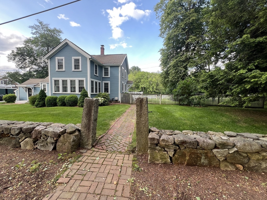 243 Dudley Rd, Bedford