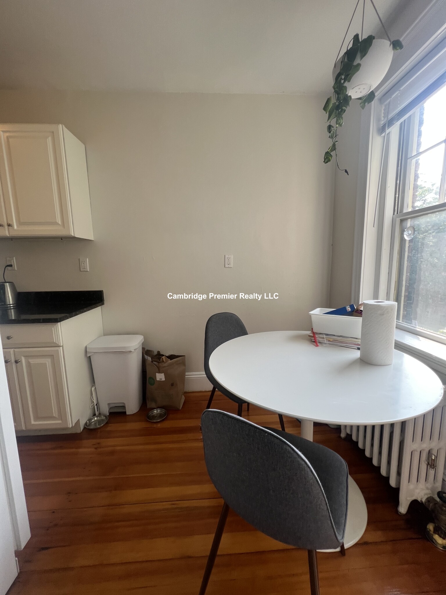 28 Langdon St, Neighborhood Nine