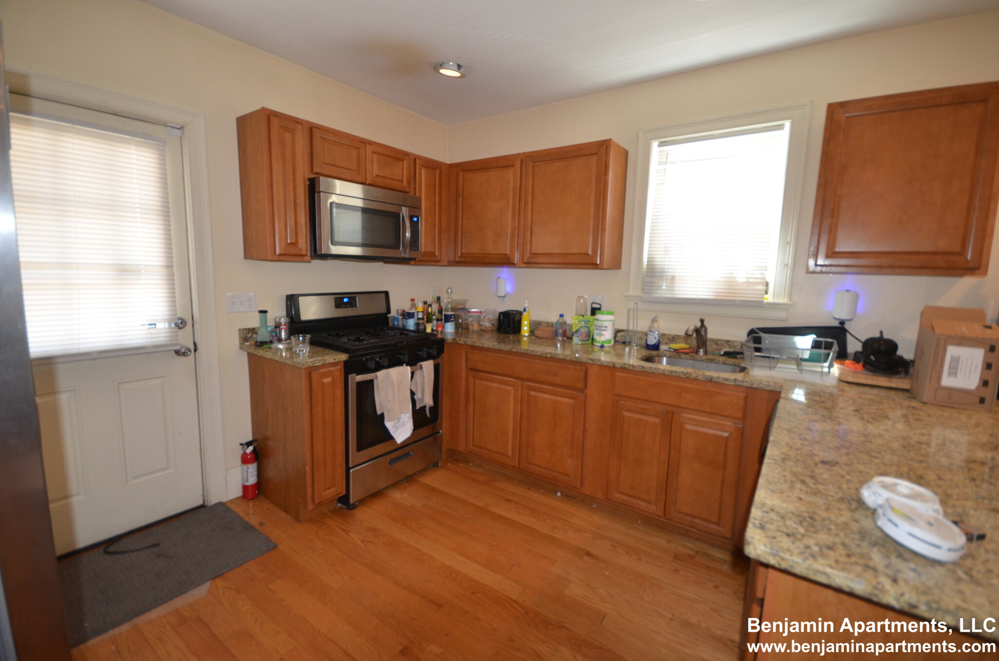 35 Pratt St, Allston