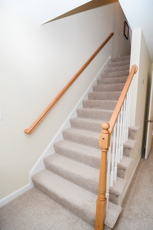 1975 Middlesex St, Lowell