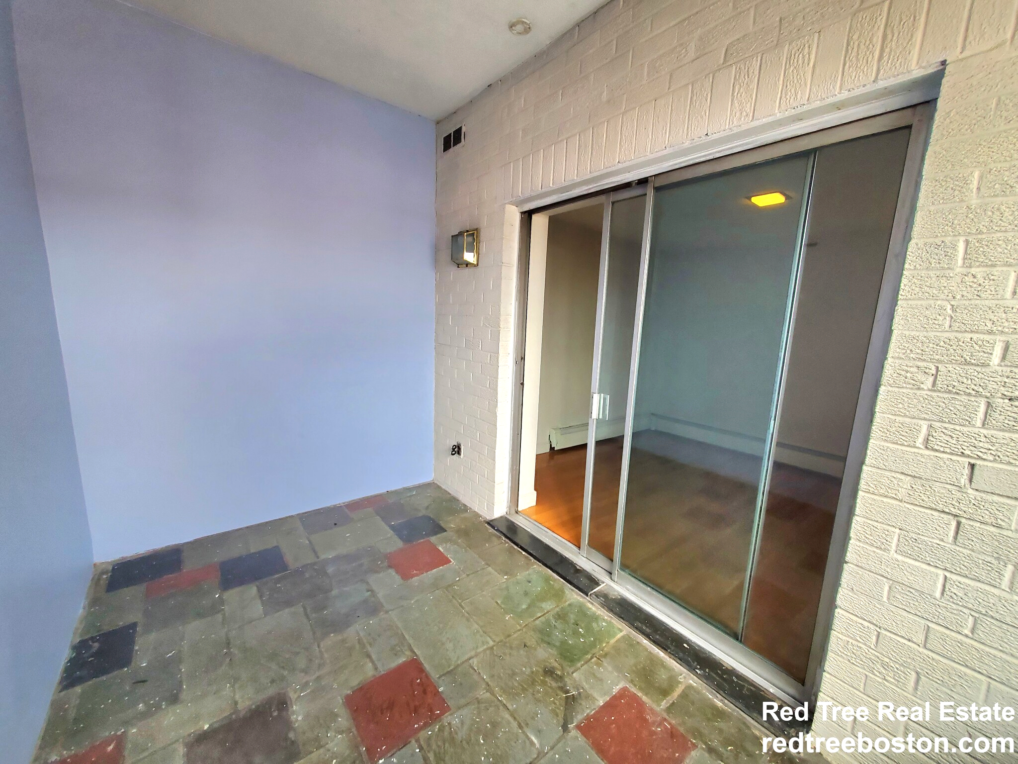 9 Commonwealth Ct, Brighton