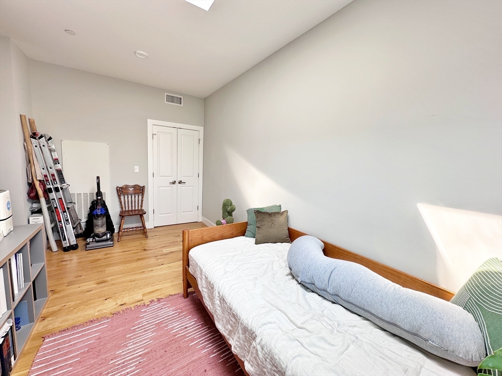 31 Orleans St, East Boston