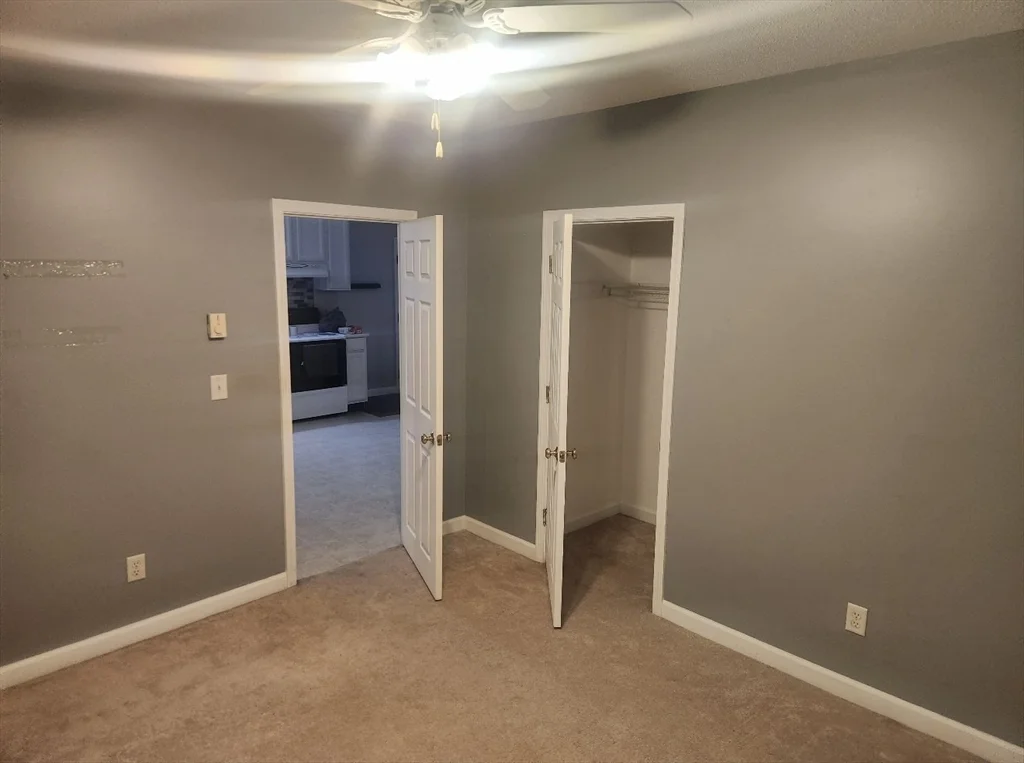 10 Holman St, Attleboro