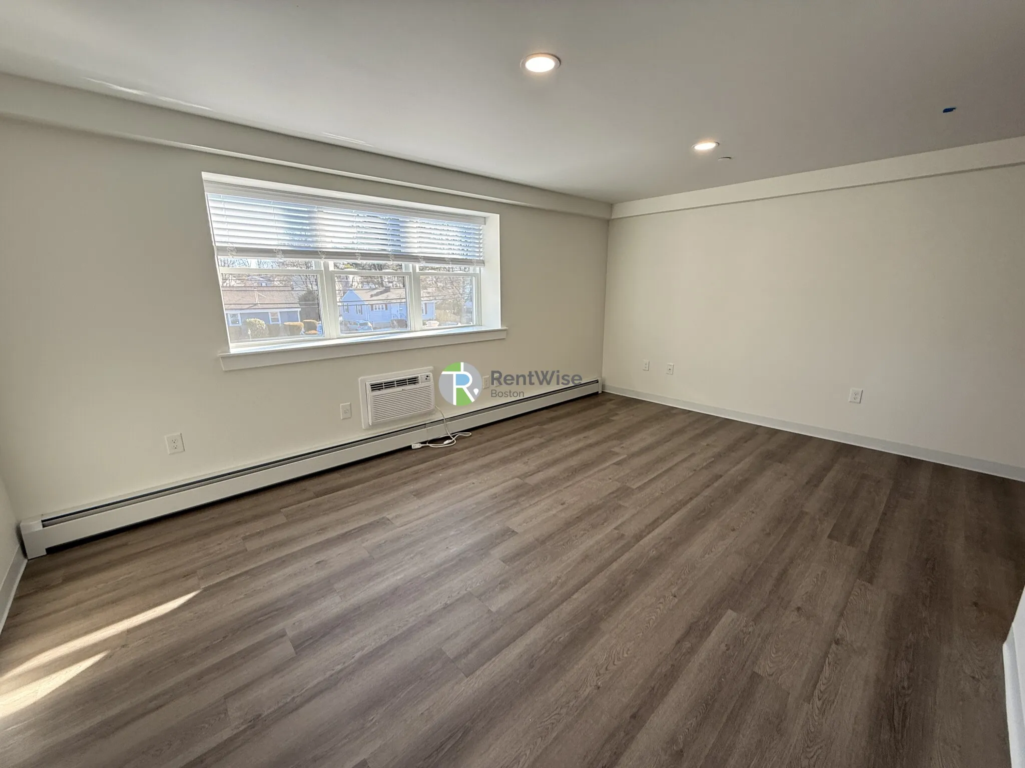 1741 Washington St, Braintree