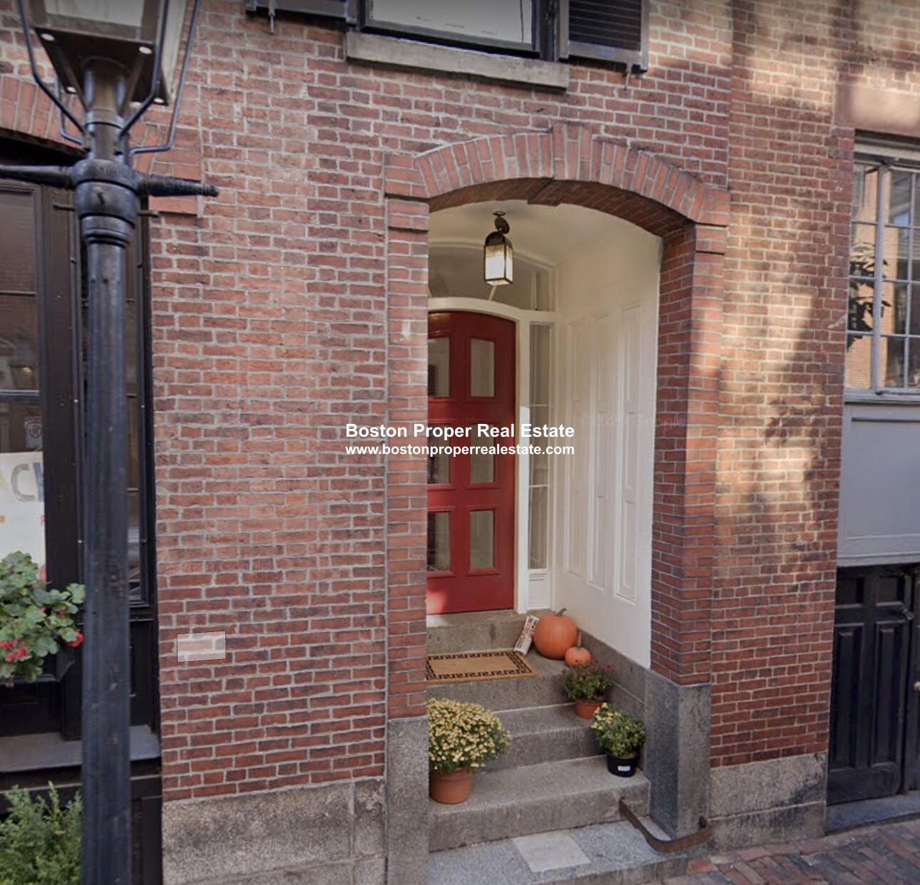 90 Myrtle St, Beacon Hill