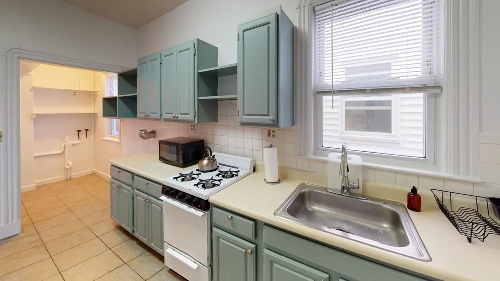 787 Columbia Rd, Dorchester