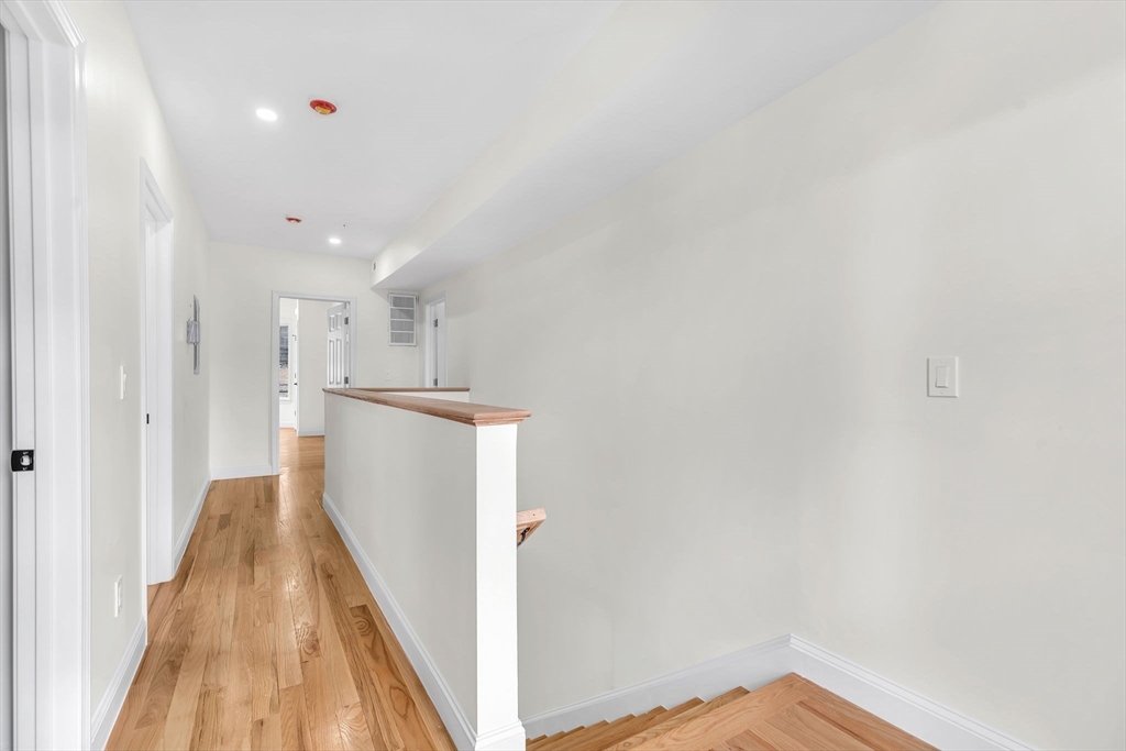 23 Pleasant St, Fitchburg