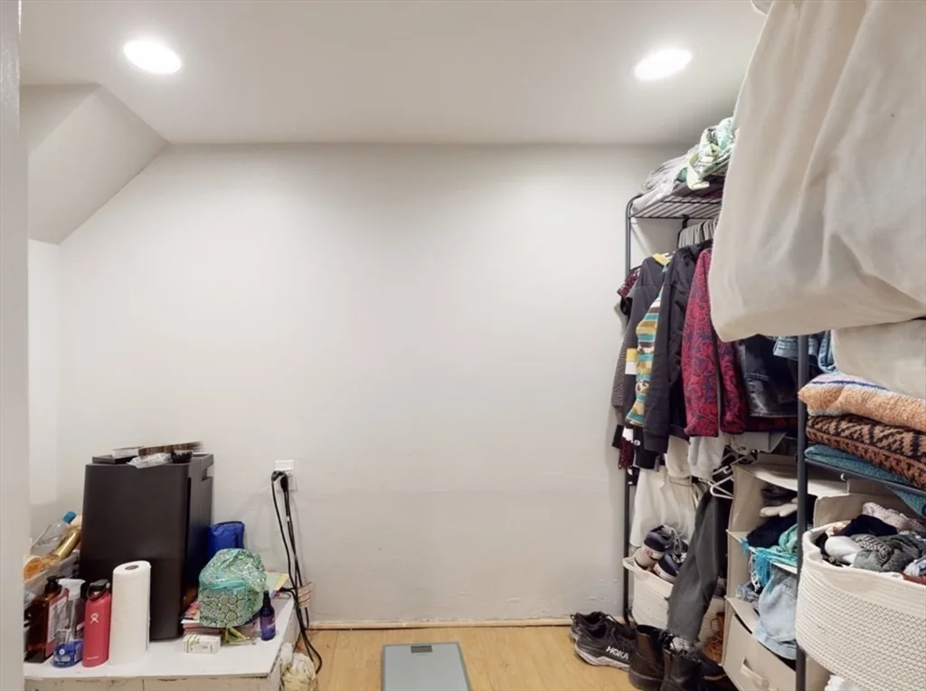 32 S Huntington, Mission Hill