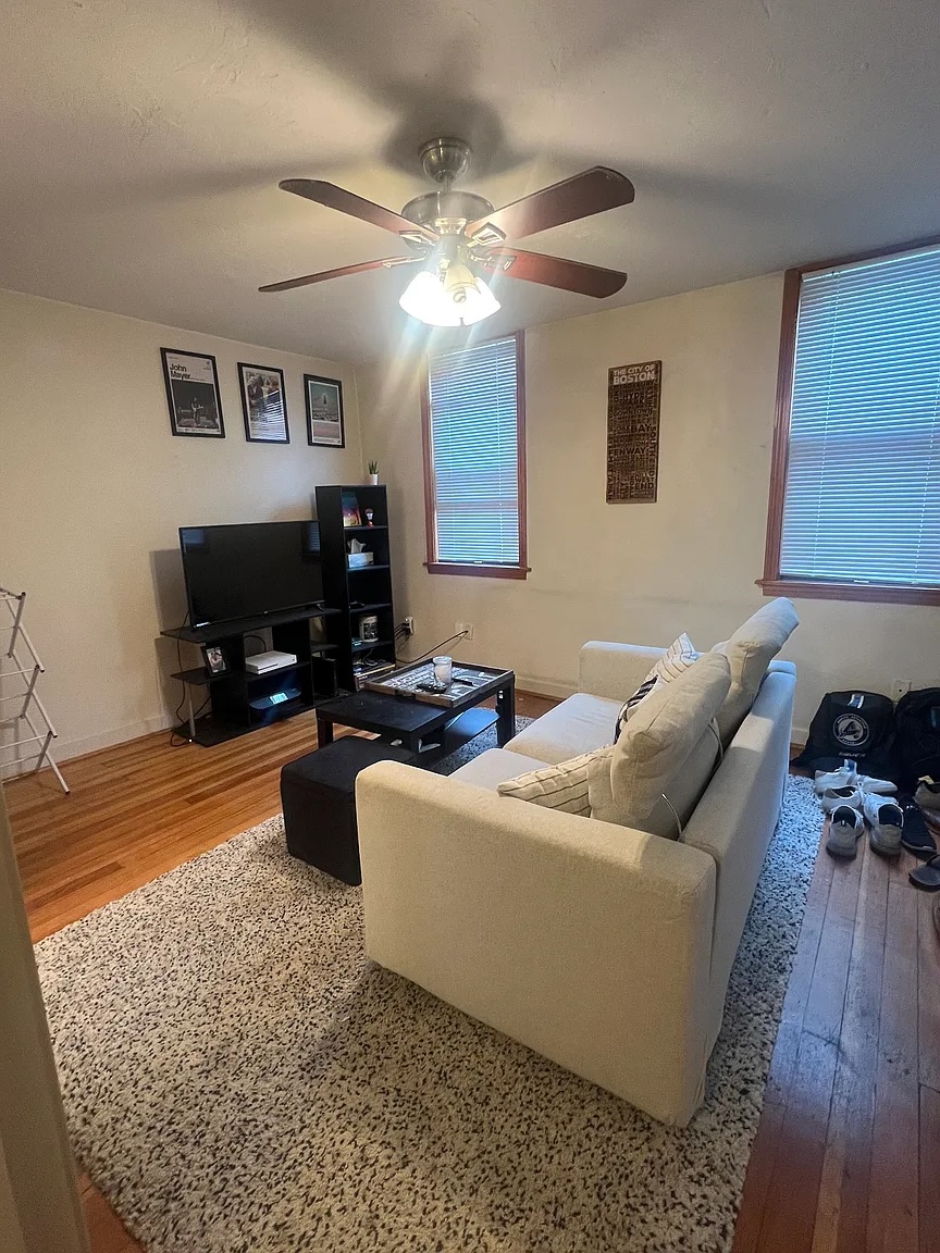 254 E St, South Boston