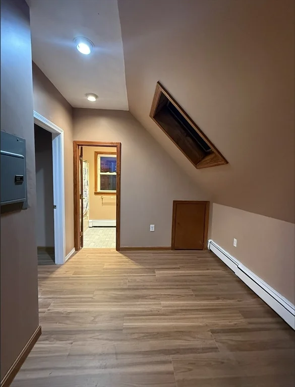 26 Lexington St, Everett