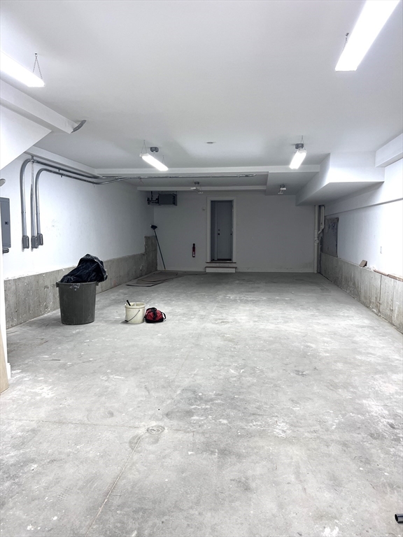 22 Rogers St, South Boston