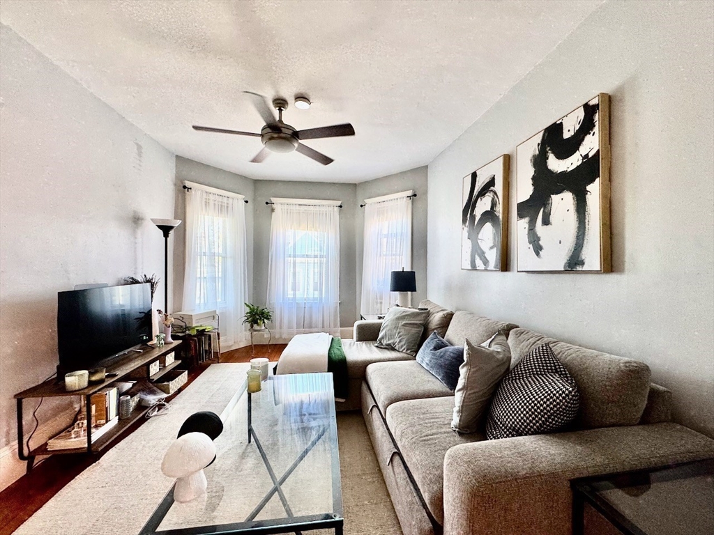 14 Dawes St, Dorchester