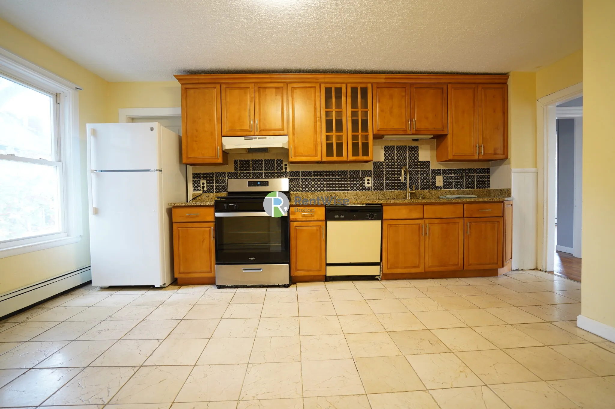 7 High Street Pl, Jamaica Plain