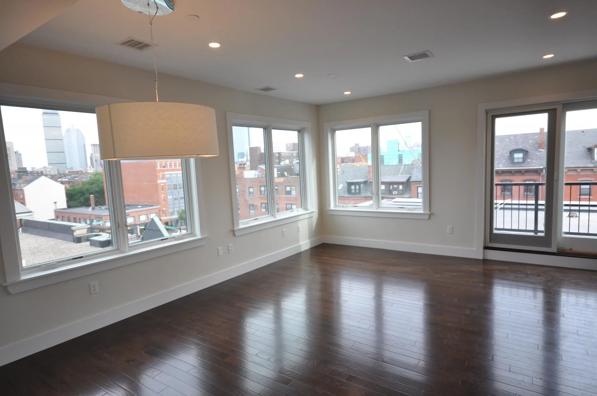 659 Massachusetts Ave, Roxbury