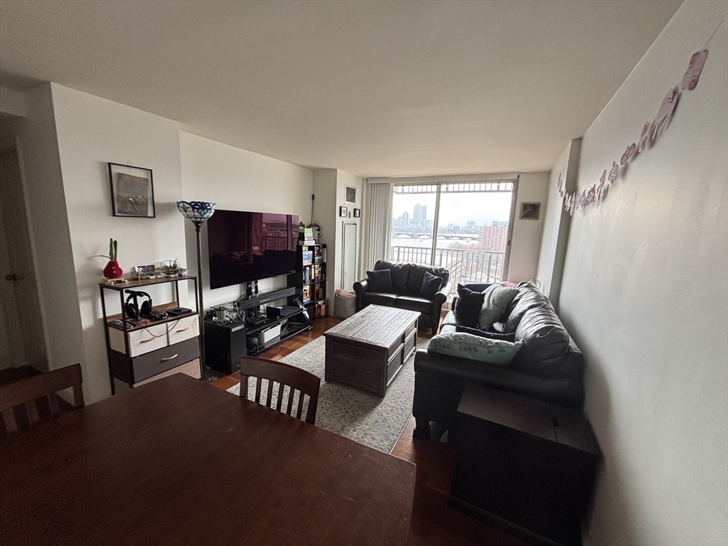 8-12 Museum Way, Lechmere Point