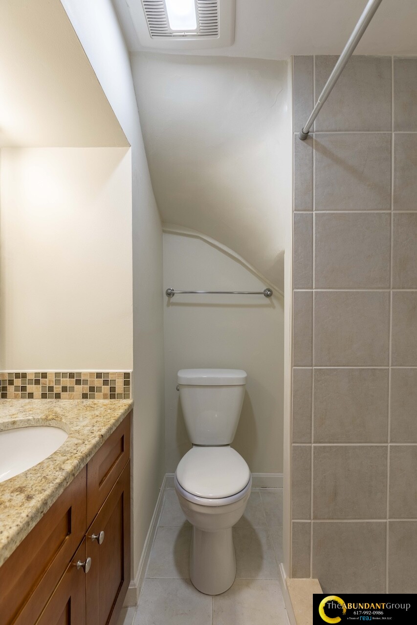 227 Hurley St, East Cambridge