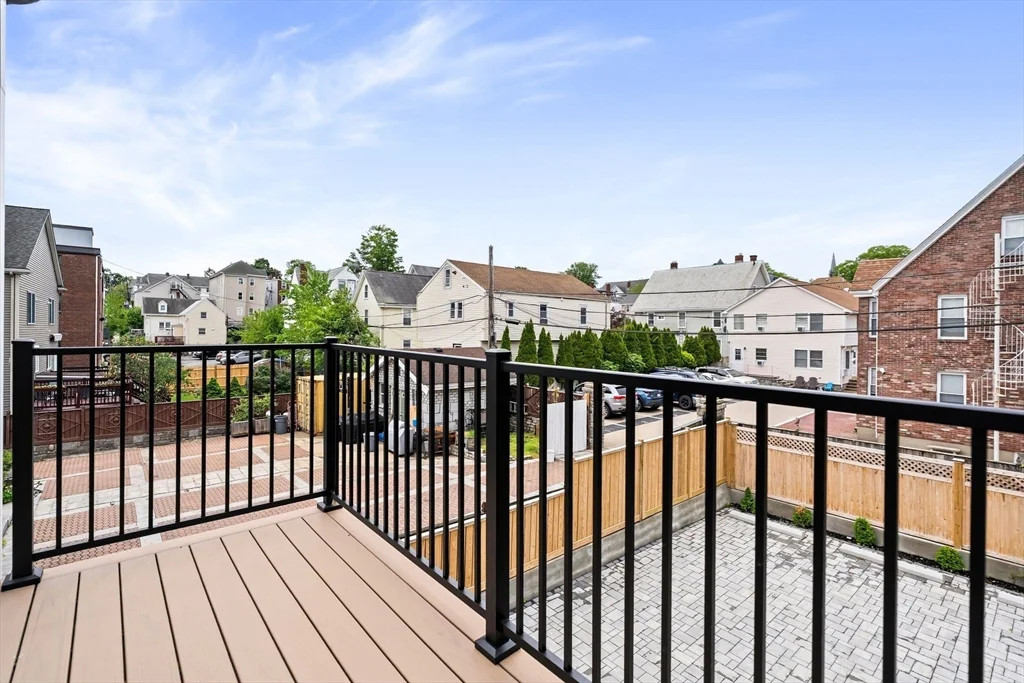 27 Shepard, Brighton