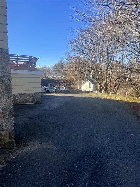 6 Bass Rocks Rd, Bass Rocks