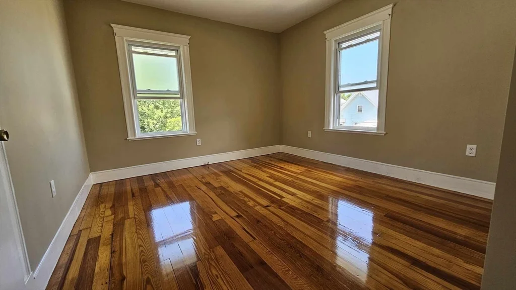 13 Beacon St, Quincy